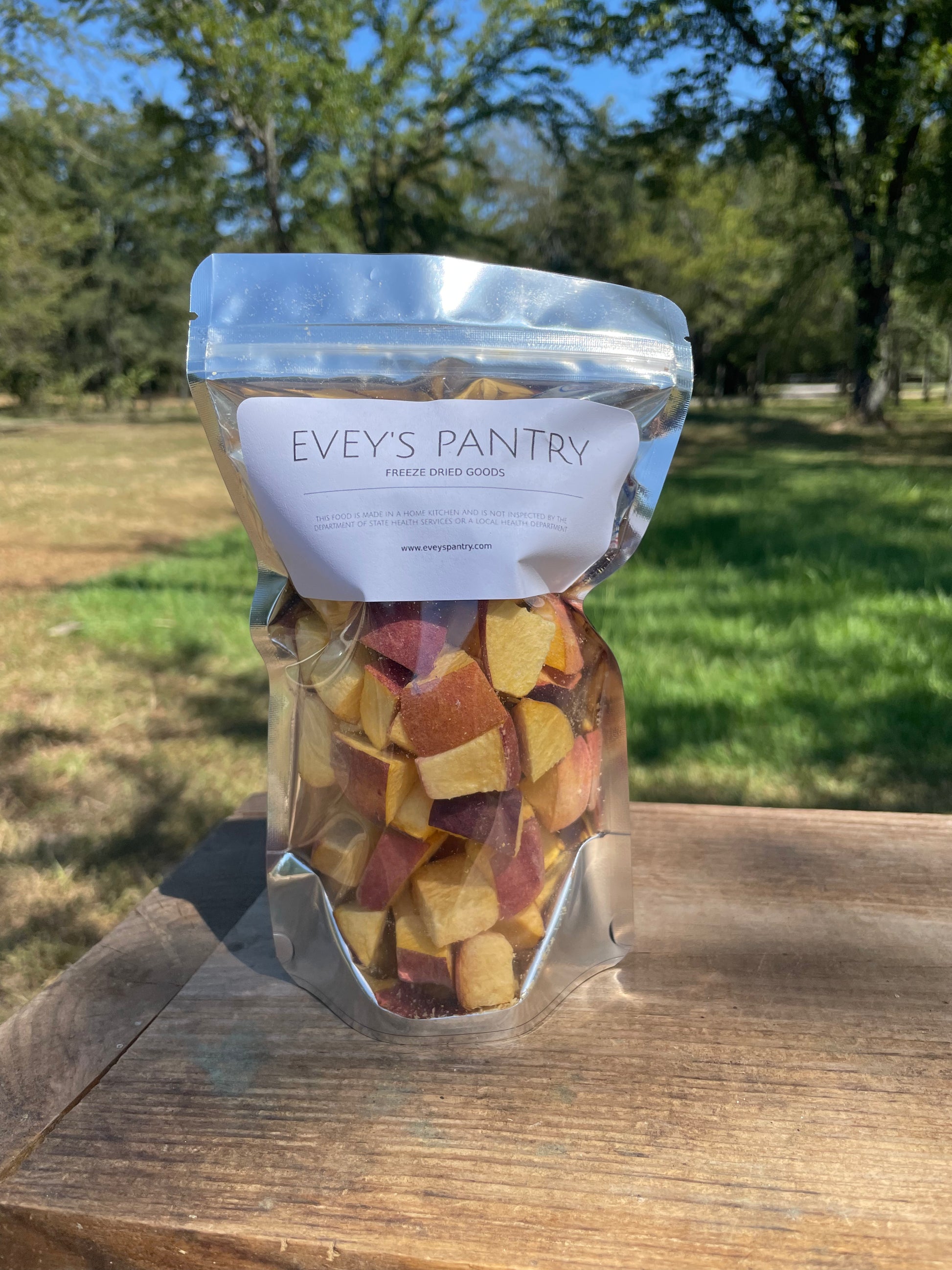 Freeze Dried Peaches 1.5 oz Evey's Pantry